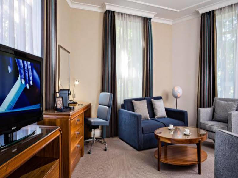 Thistle Euston London Exterior photo